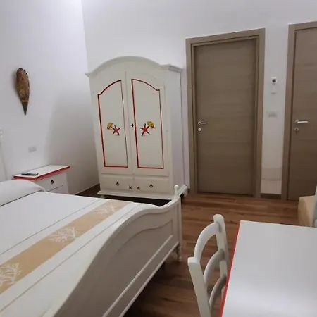 Le 4 Rose Bed & Breakfast