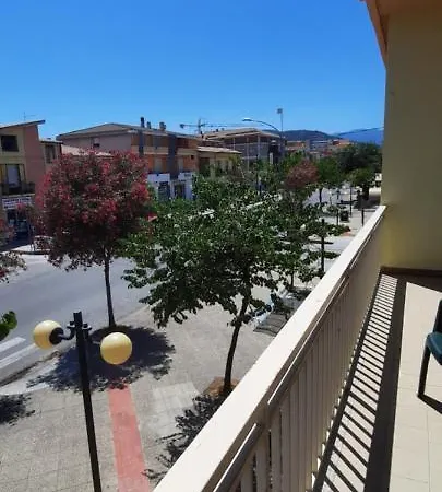 Le 4 Rose Frühstückspension Tortolì