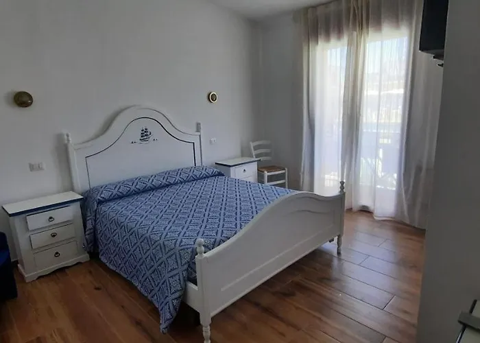 Le 4 Rose Frühstückspension 3*